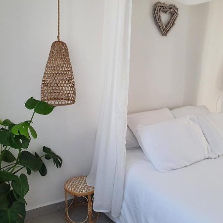 Une Nuit A Bali - Appartement Cocooning Sollies-Toucas ภายนอก รูปภาพ