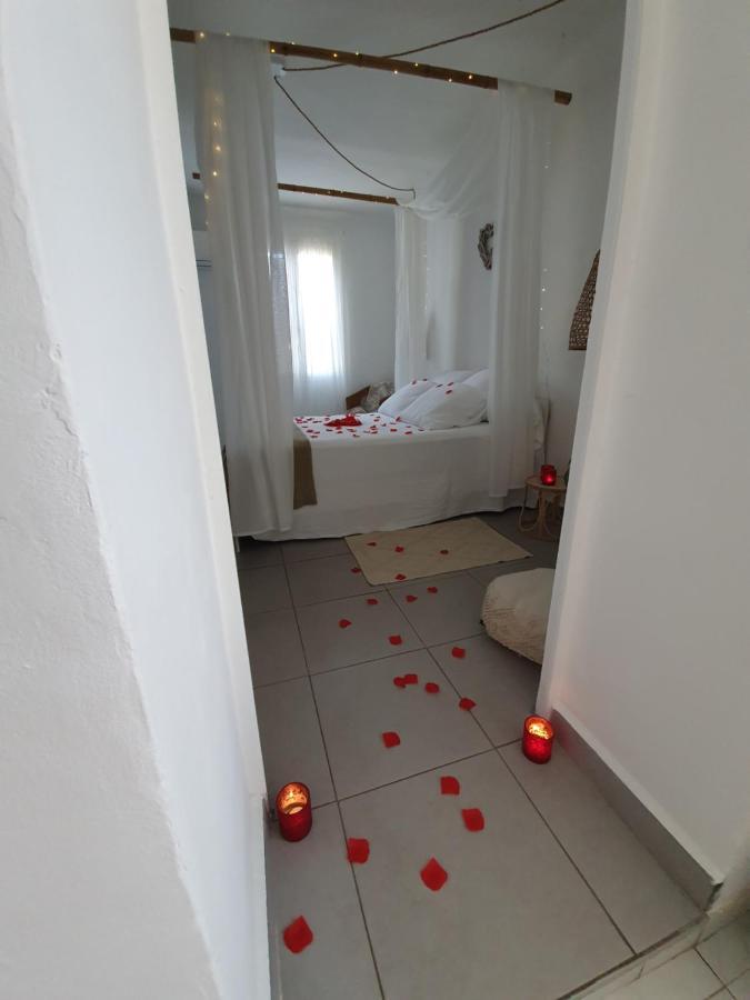 Une Nuit A Bali - Appartement Cocooning Sollies-Toucas ภายนอก รูปภาพ