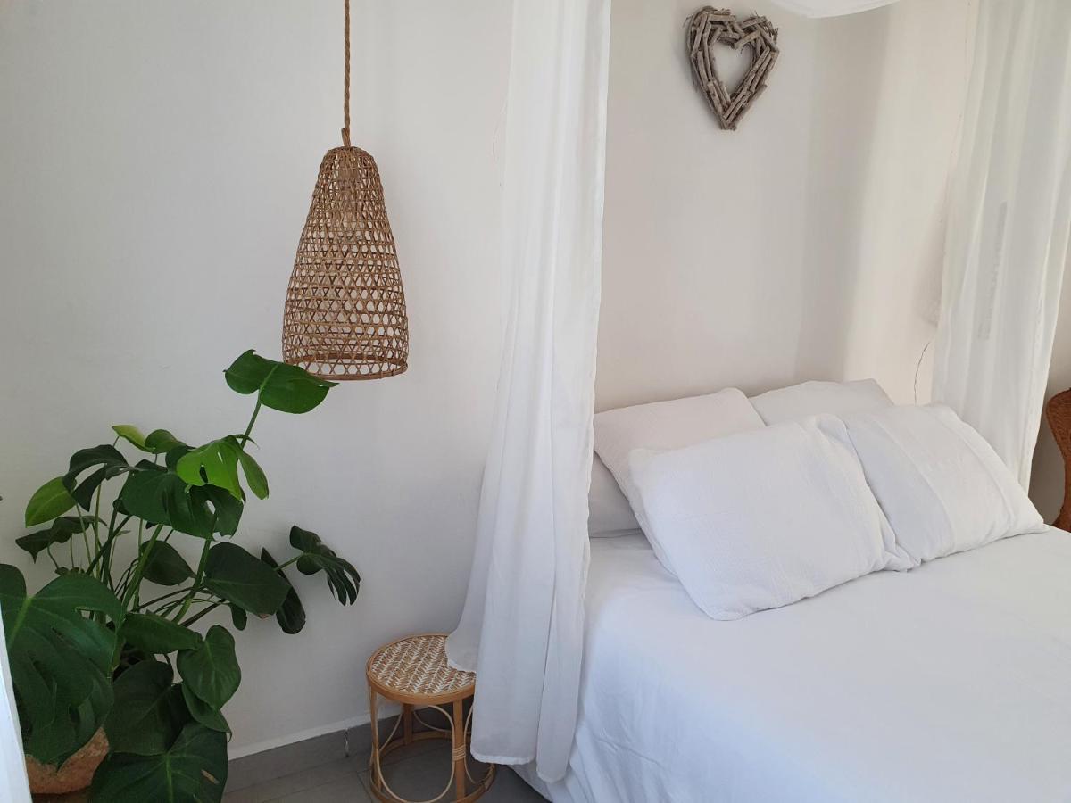 Une Nuit A Bali - Appartement Cocooning Sollies-Toucas ภายนอก รูปภาพ