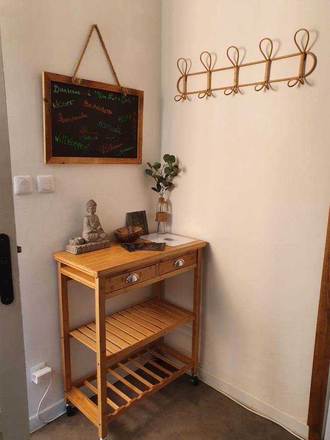 Une Nuit A Bali - Appartement Cocooning Sollies-Toucas ภายนอก รูปภาพ